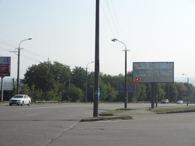 Щит 6x3,  ул.Космическая - ул.Космонавта Комарова, в центр