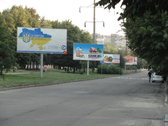 Щит 6x3,  пр. Кирова, 98, из центра