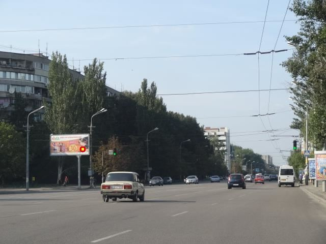 Щит 6x3,  Наб.Победы,100 - пл.Победы, в центр